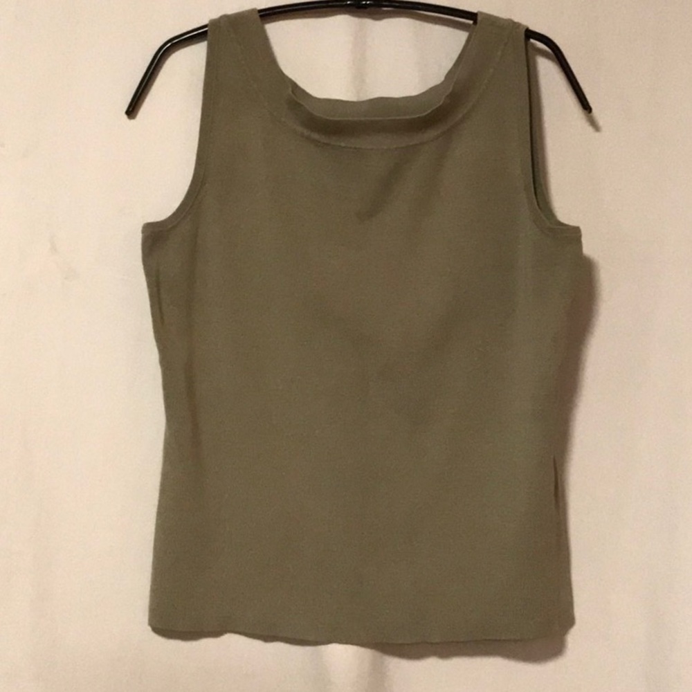 Chico's Silk Khaki Colored Sleeveless Top Size 0/XS/4